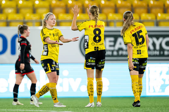 Elfsborgs Fanny Johansson jublar