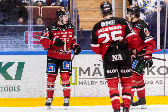 Örebros Jonathan Lekkerimäki jublar