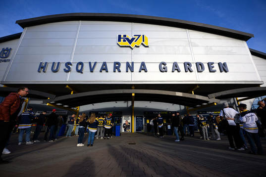 Husqvarna Garden innan ishockeymatchen i SHL mellan HV71