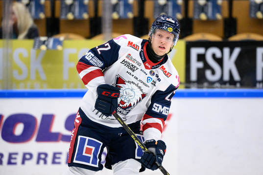 Linköpings Vilmos Gallo innan ishockeymatchen i SHL mellan