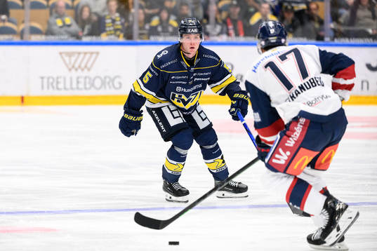 HV71s Victor Sjöholm