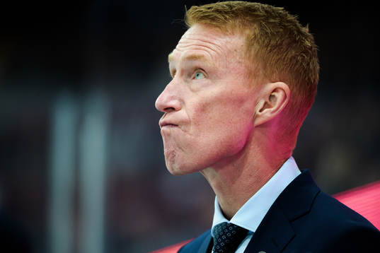 Växjös tränare Jörgen Jönsson deppar