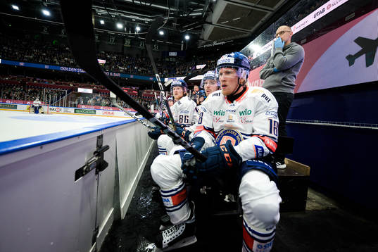 Växjös Joachim Blichfeld och Marcus Sylvegård deppar