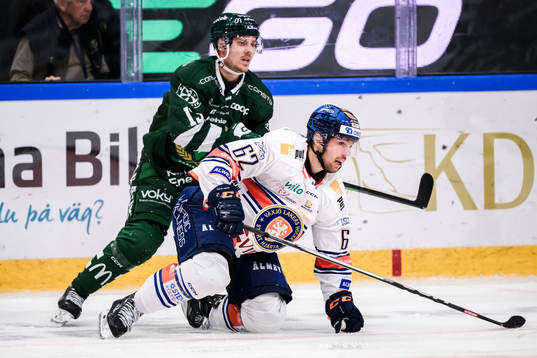 Färjestads Joel Kellman och Växjös Manuel Ågren