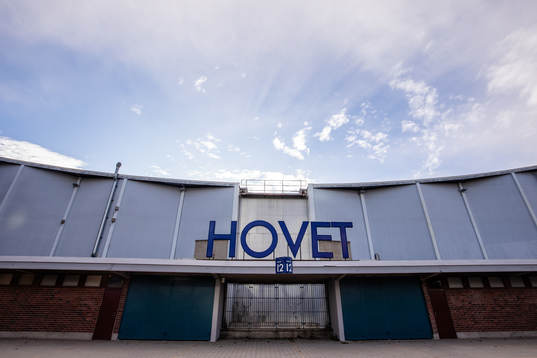 Exteriör av Hovet