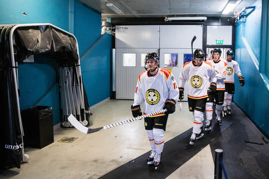 Brynäs Tyler Kelleher med lagkamrater