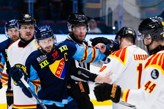 Bläddra bland fler bilder av Ishockey, Träningsmatch, Djurgården - Brynäs