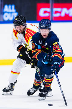 Brynäs Anton Rödin och Djurgårdens Oscar Lundin