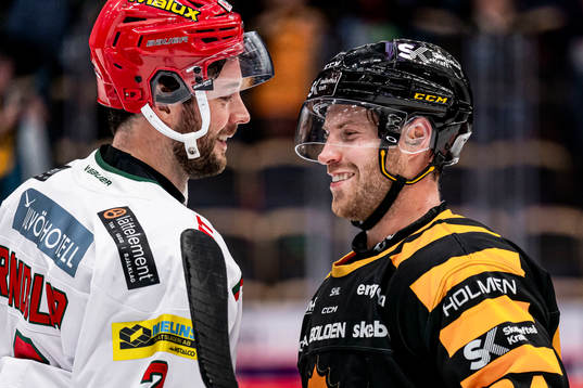 MoDos David Rundblad och Skellefteås Oscar Lindberg