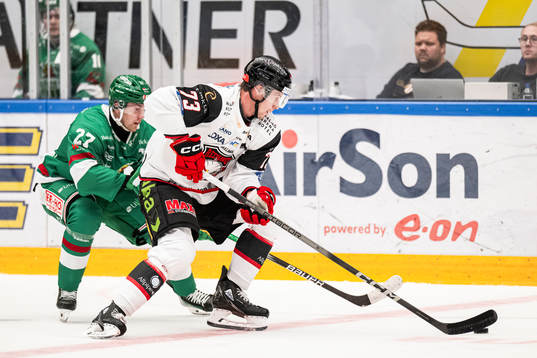 Rögles Linus Sjödin och Malmö Redhawks Adam Ollas