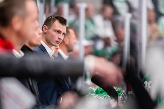 Rögles assisterande tränare Max Bohlin