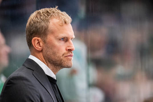 Malmö Redhawks assisterande tränare Mathias Tjärnqvst