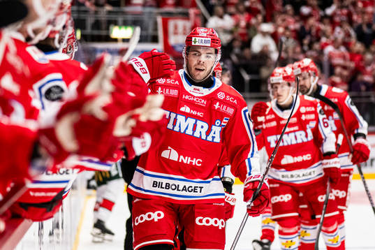 Timrås Magnus Pääjärvi jublar
