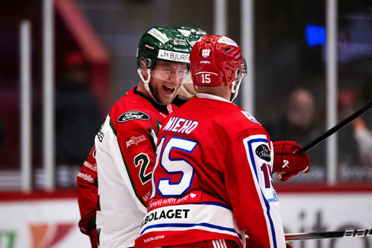Frölundas Christian Folin och Timrås Panu Mieho