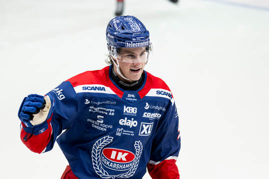 Oskarshamns Logan Hutsko jublar