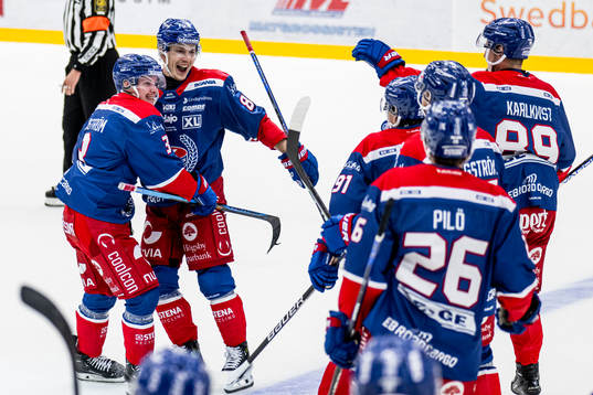 Oskarshamns Lukas Jasek jublar