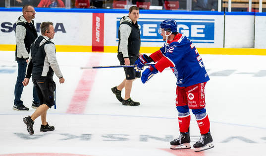 Oskarshamns Oscar Engsund jublar