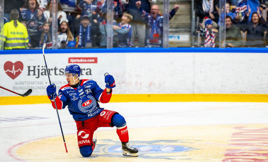 Oskarshamns Lukas Jasek jublar
