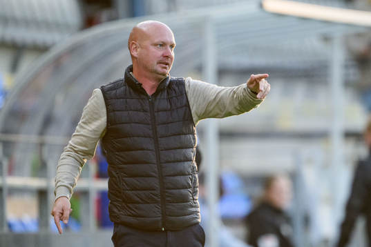 FC Rosengårds Gudrun Arnardottir och assisterande tränare