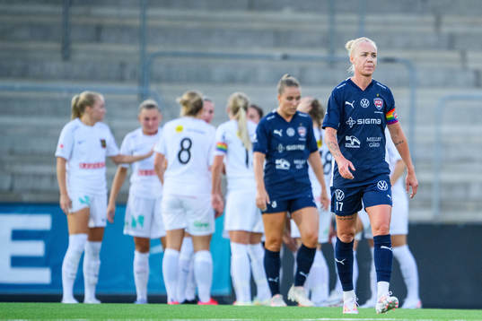 FC Rosengårds Caroline Seger deppar