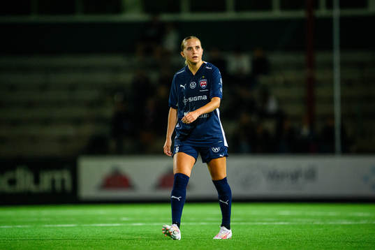 FC Rosengårds Ria Noora Minerva Öling deppar