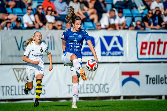 Trelleborgs Edina Filekovic mot AIKs Moa Sjöström