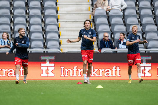 Värnamos Albion Ademi, Simon Thern och Viktor Bergh