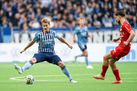 Djurgårdens Hampus Finndell och Värnamos Emin Grozdanic