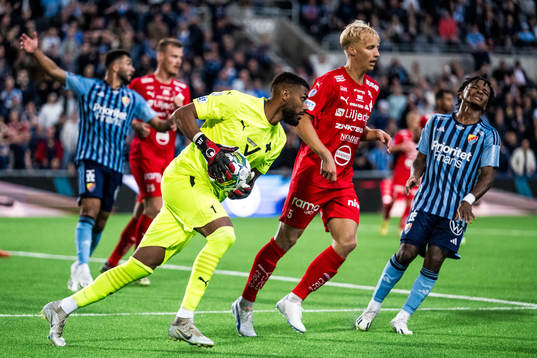 Värnamos målvakt Jonathan Ursin Rasheed