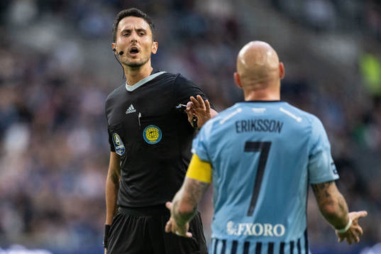 Domare Adi Aganovic reagerar mot Djurgårdens Magnus