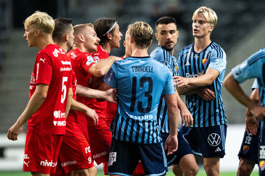 Värnamos Oscar Johansson, Freddy Winsth och Simon Thern i
