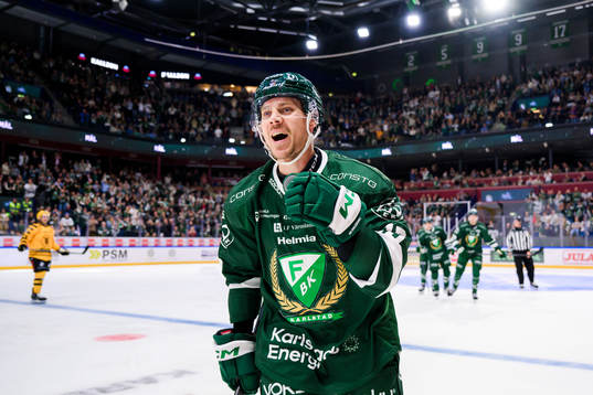 Färjestads Joel Kellman jublar