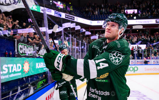 Färjestads Victor Ejdsell jublar