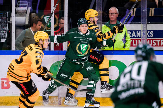 Färjestads Patrik Lundh och Skellefteås Axel