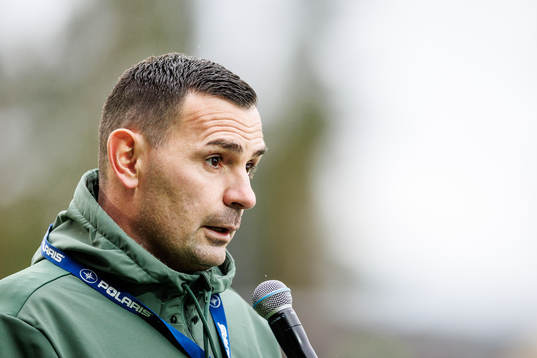 Jämtlands Baskets tränare Adnan chuck