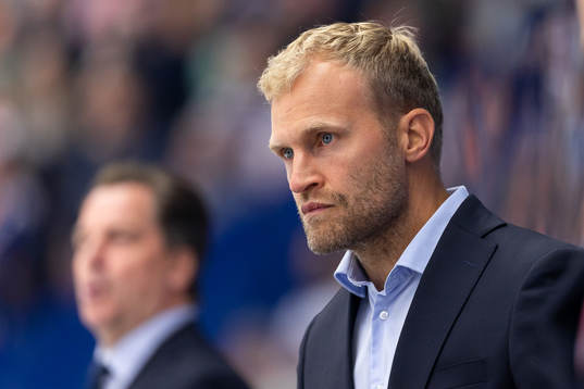 Malmö Redhawks assisterande tränare Mathias Tjärnqvst