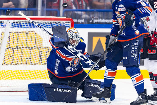 Växjös målvakt Emil Larmi