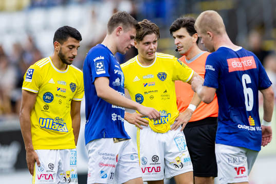 Falkenbergs Leonardo Farah Shahin och Remo Gotfredsen Grgic