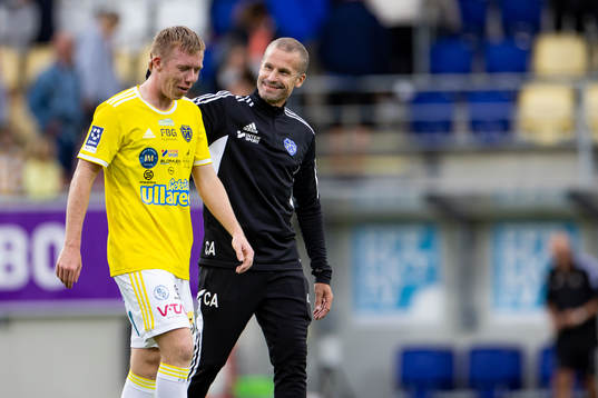 Falkenbergs Lucas Sibelius och tränare Christoffer