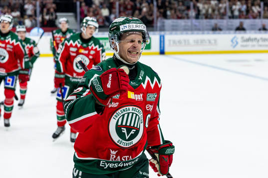 Frölundas Max Friberg jublar