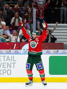 Frölundas Christian Folin jubla