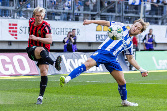 Brommapojkarnas Alexander Jensen och IFK Göteborgs Arbnor
