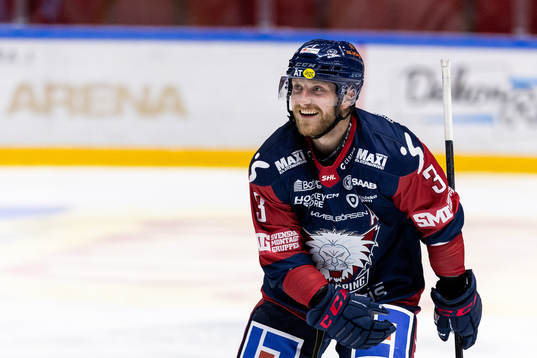 Linköpings Linus Hultström jublar