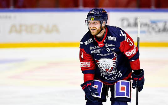 Linköpings Linus Hultström jublar