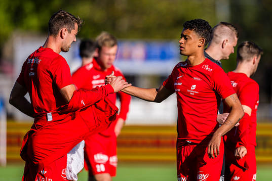 Fredrik Pallesen Knudsen and Japhet Sery Larsen of Brann