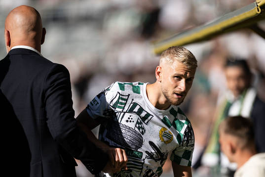Hammarbys sportchef Mikael Hjelmberg och Simon Strand