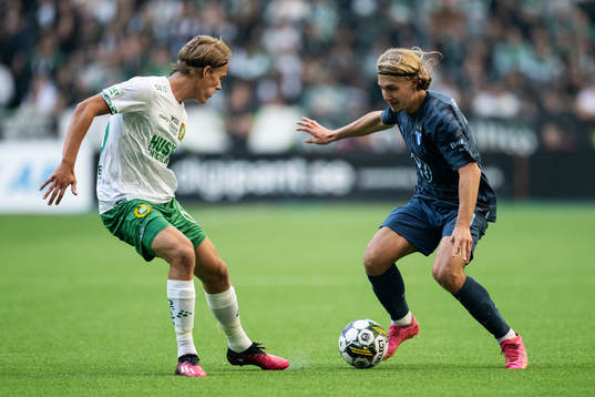 Hammarbys Markus Karlsson och Malmö FFs Sebastian Nanasi