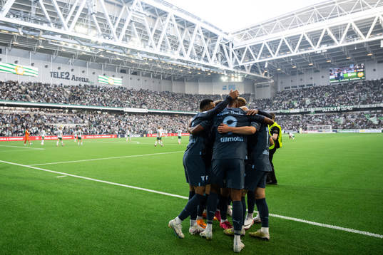 Malmö FFs spelare jublar