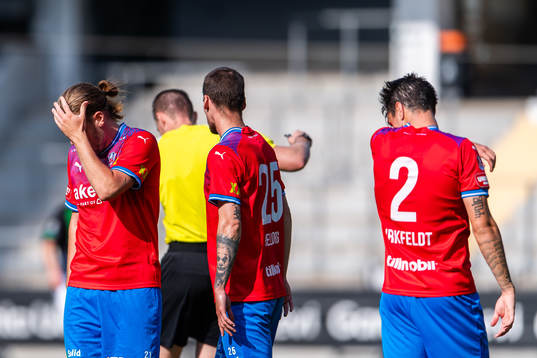 Helsingborgs Charlie Weberg deppar