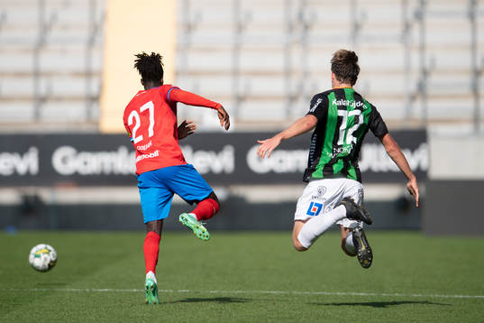 Helsingborgs Benjamin Acquah och GAISs Robin Frej